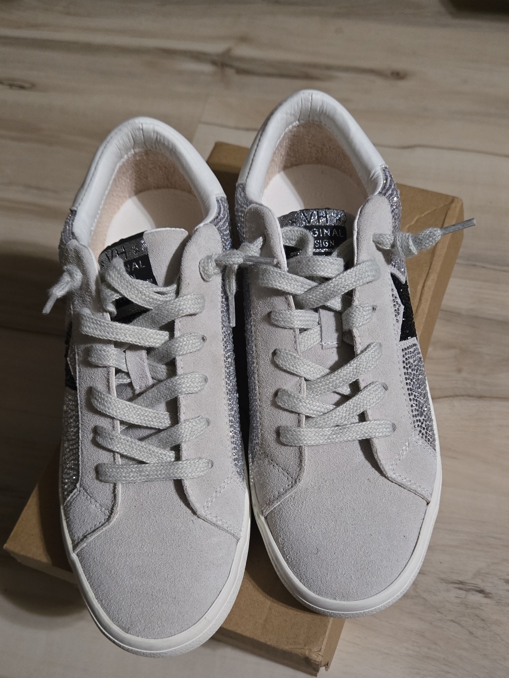 Vintage Havana Light Gray Suede Sneakers with Silver Star Accent